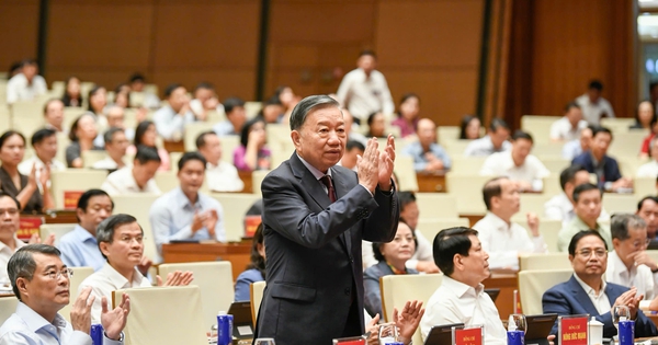 Bộ Chính trị, Ban Bí thư tổ chức hội nghị triển khai nhiều nghị quyết, chỉ thị