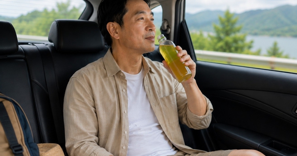 Đi du lịch lễ nhiều ngày: Uống gì để vừa đủ nước vừa ổn định đường huyết?