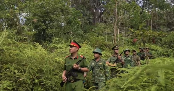 Công an, biên phòng, quân sự băng rừng giữ bình yên biên giới dịp Quốc khánh 2.9