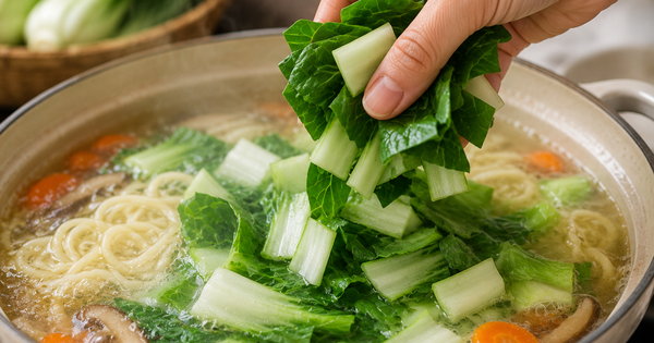 Bất ngờ 4 loại rau ‘quen mặt’ ở chợ có thể hỗ trợ chống viêm