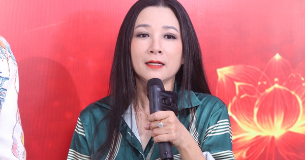 NSƯT Thanh Thanh Hiền: Mối duyên với cải lương và niềm hạnh phúc ở tuổi 57