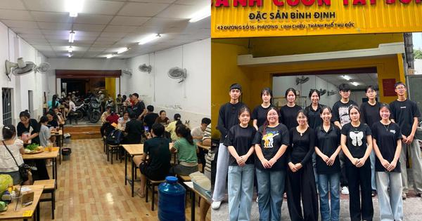 Tốt nghiệp đại học, nhưng cô gái lại chọn bán bánh cuốn