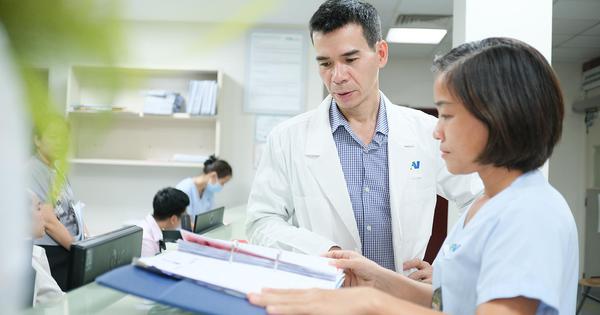 TS-BS Đoàn Ngọc Giao: "Phẫu thuật robot mở ra một chương mới của ngoại khoa"