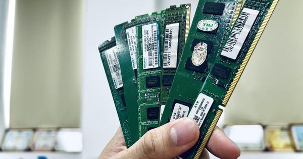 Khủng hoảng RAM leo thang: Microsoft ngầm 'quay xe', Apple bế tắc nguồn cung