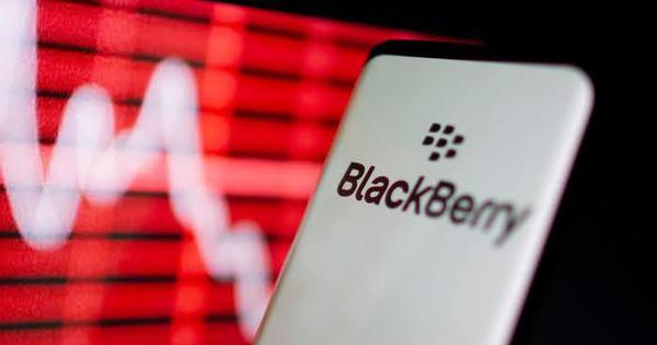 Có nên mua điện thoại BlackBerry huyền thoại ở thời điểm hiện tại?