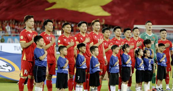 Chưa biết Việt Nam đá bán kết với ai, vé lượt về ở Mỹ Đình đã sốt ‘sình sịch’