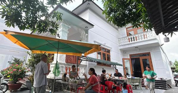 Hủ tiếu gõ trong biệt thự có gì đặc biệt, mở bán 3 tiếng đã hết sạch?