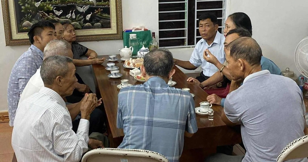 Đã đi viếng đám tang, sao vài ngày sau hàng xóm lại đến thăm lần nữa?