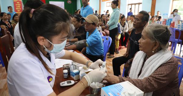 Người đồng bào Cơ Tu được khám bệnh miễn phí: 'Chúng tôi mừng và yên tâm lắm!'