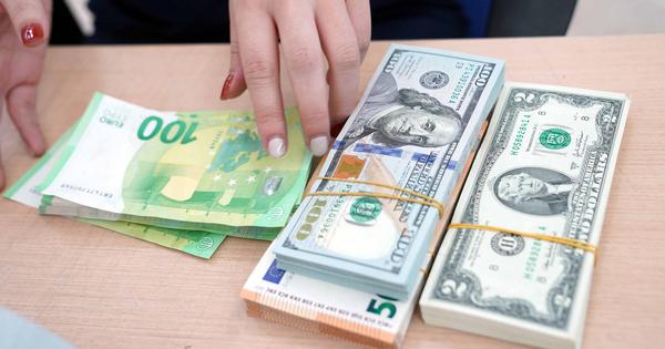 Giá USD hôm nay 8.8.2026: Ngân hàng giảm chiều mua vào