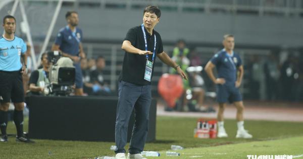 Lê Phạm Thành Long và biệt tài của HLV Kim Sang-sik