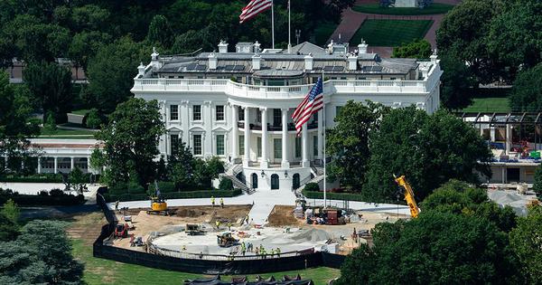 Loạt kế hoạch của ông Trump gặp trở ngại pháp lý
