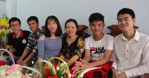 Tranh cãi: Chưa thành công là không đi họp lớp?