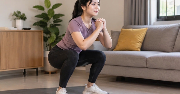 Đầu gối kêu răng rắc khi ngồi xổm: Khi nào đáng lo?