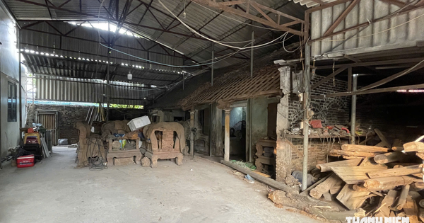 Cha kiện con đòi đất, con nói sổ đỏ đã đứng tên nên không trả