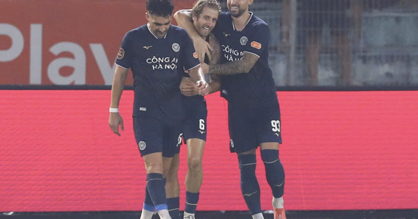 Bảng xếp hạng V-League mới nhất: CLB CAHN lên ngôi đầu theo kịch bản không thể hấp dẫn hơn