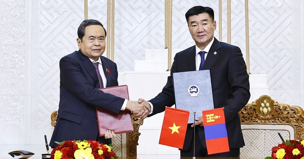 Chủ tịch Quốc hội Trần Thanh Mẫn hội đàm với Chủ tịch Quốc hội Mông Cổ