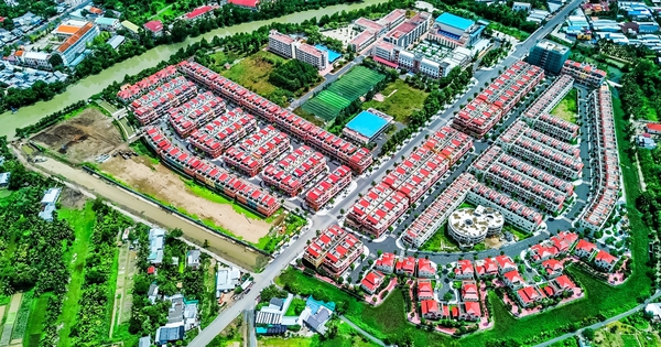 Chạy marathon qua những cung đường ven sông ở Vĩnh Long