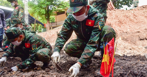 Quy tập 627 hài cốt liệt sĩ tại công viên Lê Thị Riêng