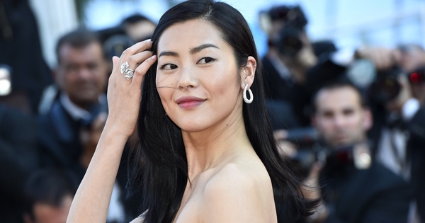 Từ cô gái tỉnh lẻ đến siêu mẫu hàng đầu thế giới, Lưu Văn đã làm gì?
