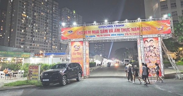 Chợ đêm mở nhạc lớn, cư dân chung cư TP.HCM: 'Đóng kín cửa vẫn rung bần bật'