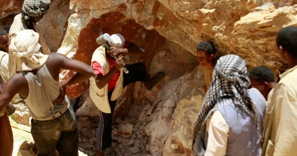 Sập mỏ vàng ở Sudan, ít nhất 60 người chết