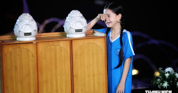 Cô bé 9 tuổi khiến nhiều người rơi nước mắt tại ‘Cùng con đi tiếp cuộc đời’