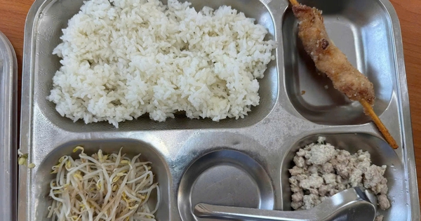 Cần sự tử tế trong bữa ăn học đường