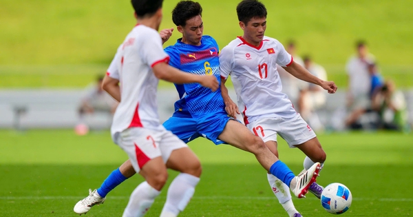 Philippines công bố danh sách nóng đấu đội tuyển Việt Nam tại FIFA ASEAN Cup, Lê Giang Patrik phải cẩn trọng