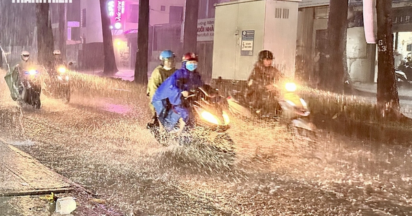 Nam bộ bước vào đợt mưa lớn, Biển Đông sắp có áp thấp nhiệt đới