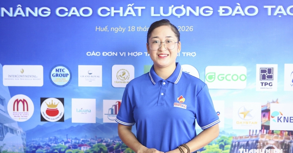 Có 2 bằng đại học, cô gái 31 tuổi vẫn quyết định học lại nghề hướng dẫn viên