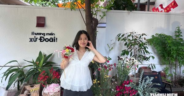 Đèn trung thu bằng hoa tươi và cách người trẻ ‘làm mới’ mùa trăng