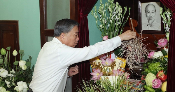 Tổng Bí thư, Chủ tịch nước Tô Lâm dâng hương tưởng nhớ Chủ tịch Hồ Chí Minh