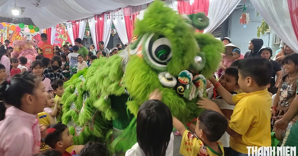 Trung thu thêm trọn vẹn từ những tấm lòng yêu thương