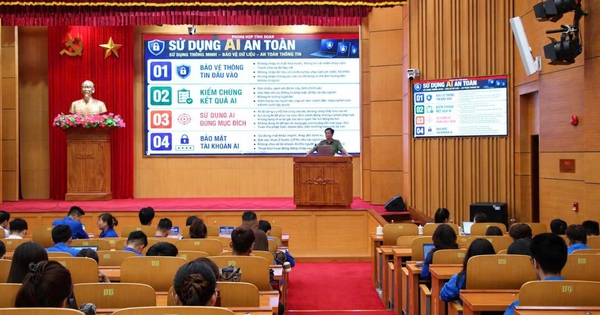 Dạy người trẻ tự bảo vệ mình trên không gian mạng