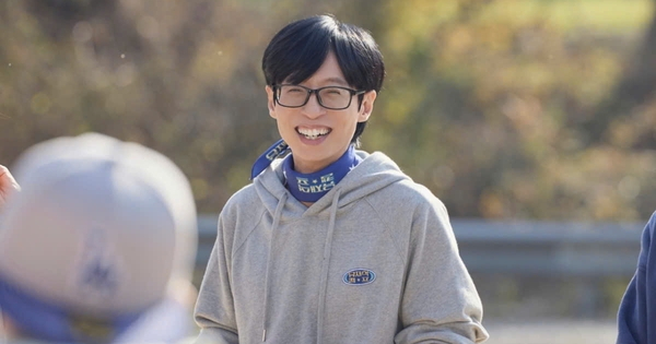 'MC quốc dân' Yoo Jae Suk lần đầu hủy lịch quay sau 35 năm
