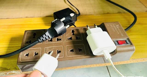 Tại sao nên rút PC khỏi ổ điện ngay khi mất điện?