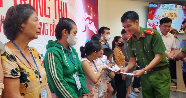 'Trung thu cho em' ấm áp với các em nhỏ mắc bệnh tim