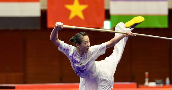 Màn kết đẹp của Dương Thúy Vi