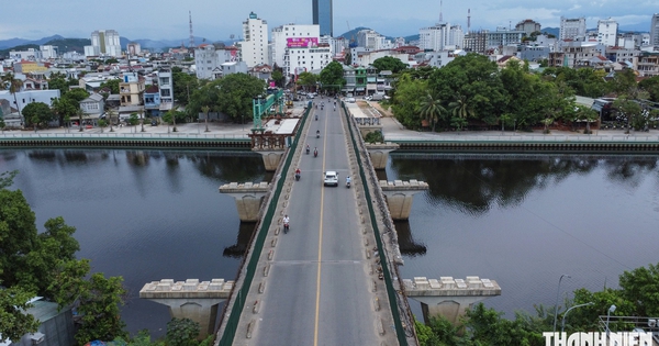 Cầu Vỹ Dạ 5 năm chưa xong, Chủ tịch TP.Huế yêu cầu hoàn thành trước Tết