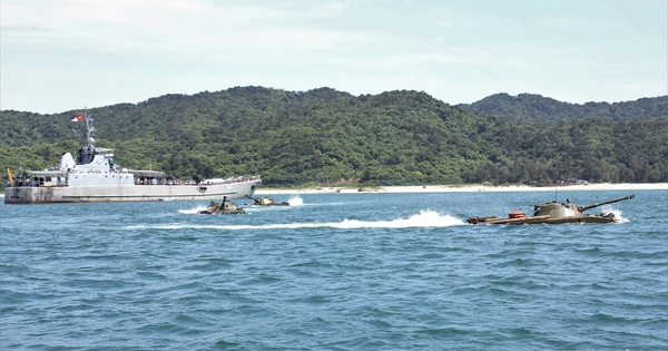 Xe tăng PT-76: Bộ đội Việt Nam lập kỳ tích cho xe tăng bơi