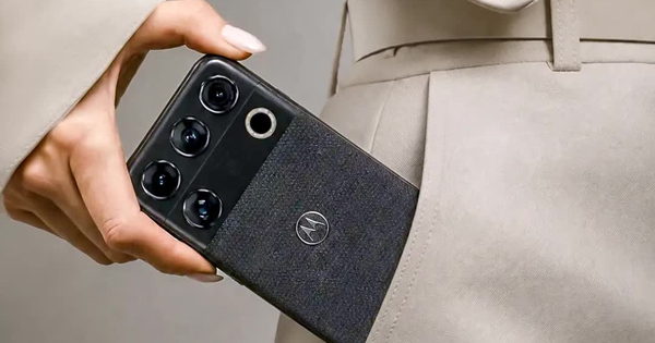 Motorola quyết chơi lớn với Signature 27 có thiết kế táo bạo