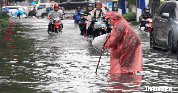 Lăng kính bạn đọc: Khắc phục sớm để bớt cảnh 'phố thành sông'