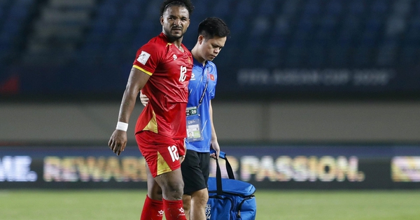 Nóng: Xuân Son bị rách cơ đùi sau phải nghỉ thi đấu 6 tuần, chính thức chia tay FIFA ASEAN Cup