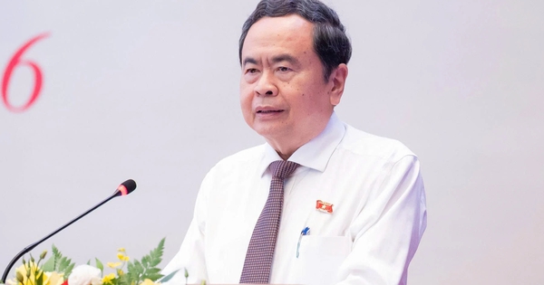 Không để gỡ một điểm nghẽn ở luật này lại tạo thêm một điểm nghẽn ở luật khác