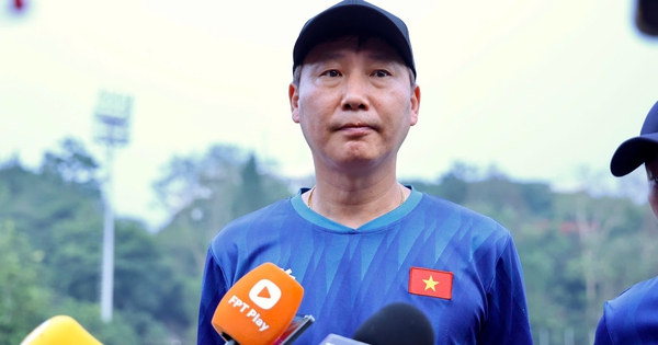 HLV Kim Sang-sik xin lỗi CLB Nam Định, tuyên bố cứng: 'Việt Nam sẽ thắng Thái Lan để vào chung kết'