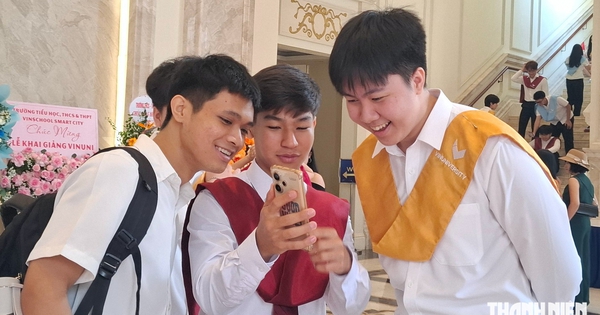 Chàng trai Kazakh đến Việt Nam nuôi mộng 'giải mã sự sống'