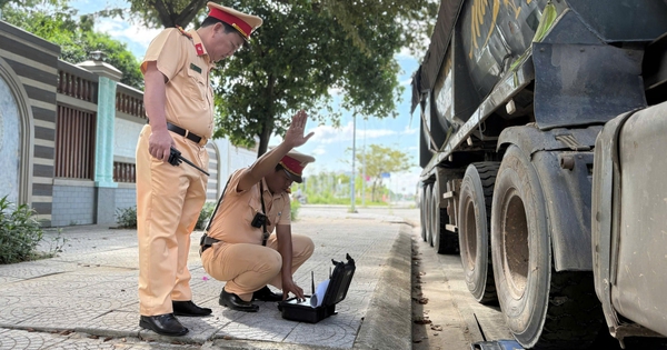CSGT Huế ra quân xử lý xe quá khổ, quá tải: 4 giờ phát hiện 30 lỗi vi phạm