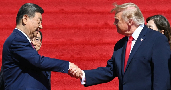Ông Trump bác bỏ thông tin đề nghị bán vũ khí Mỹ cho Trung Quốc
