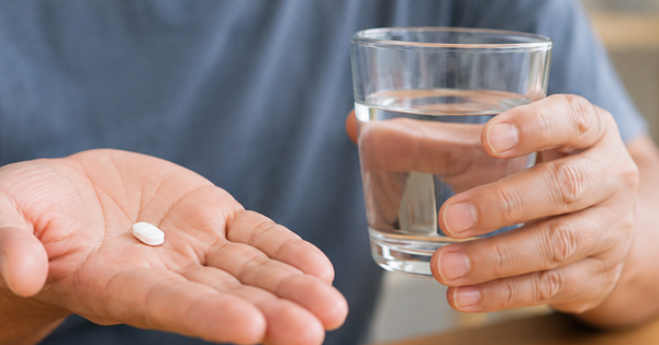 Uống thuốc huyết áp đều, vì sao vẫn có nguy cơ đột quỵ?